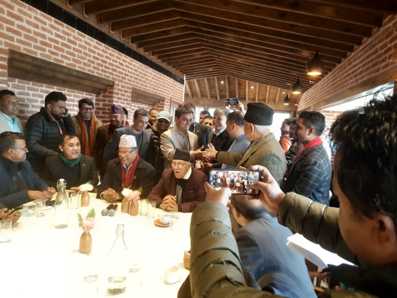 संसदीय दलको नेतामा गगनलाई प्रदीप पौडेलले पनि दिए साथ 